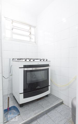 Apartamento à venda com 182m², 3 quartos e 2 vagas Apartamento à venda com 182m², 3 quartos e 2 vagasCopa do Salão de Festas