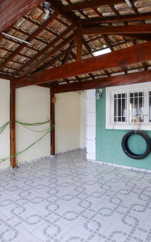 Casa à venda com 150m², 3 quartos e 2 vagas Casa à venda com 150m², 3 quartos e 2 vagasGARAGEM