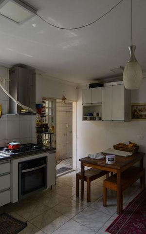 Casa à venda com 150m², 3 quartos e 2 vagas Casa à venda com 150m², 3 quartos e 2 vagasCOZINHA