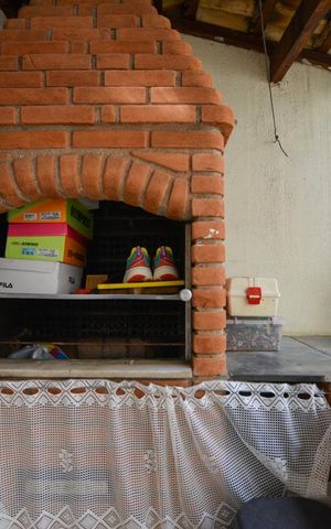 Casa à venda com 150m², 3 quartos e 2 vagas Casa à venda com 150m², 3 quartos e 2 vagasQUINTAL / CHURRASQUEIRA
