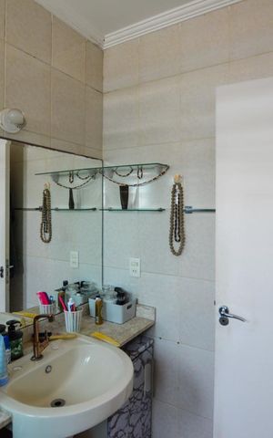 Casa à venda com 150m², 3 quartos e 2 vagas Casa à venda com 150m², 3 quartos e 2 vagasQUARTO 1 (SUÍTE)