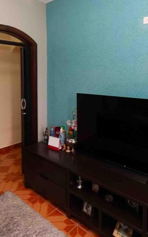 Casa à venda com 196m², 3 quartos e 2 vagas Casa à venda com 196m², 3 quartos e 2 vagasQuarto 02