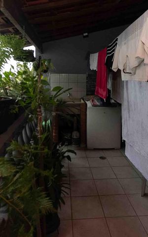 Casa à venda com 196m², 3 quartos e 2 vagas Casa à venda com 196m², 3 quartos e 2 vagasTerraço