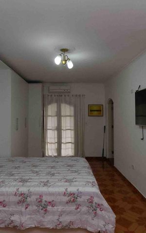 Casa à venda com 196m², 3 quartos e 2 vagas Casa à venda com 196m², 3 quartos e 2 vagasSuite