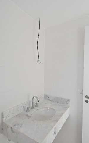 Apartamento à venda com 151m², 3 quartos e 2 vagasBanheiro da suite 2