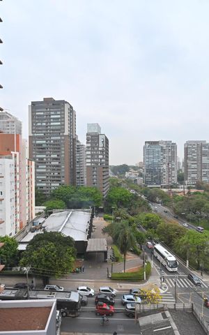 Apartamento à venda com 151m², 3 quartos e 2 vagasVista do Suíte 1