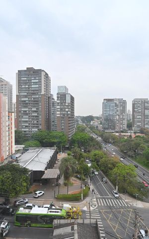 Apartamento à venda com 151m², 3 quartos e 2 vagasVista da Suíte 3