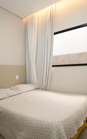 Casa de condomínio à venda com 330m², 4 quartos e 3 vagas Casa de condomínio à venda com 330m², 4 quartos e 3 vagasSuíte 2