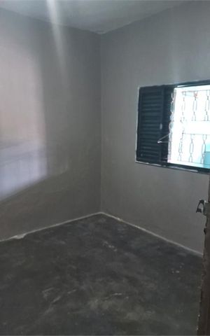 Casa à venda com 300m², 3 quartos e 2 vagas