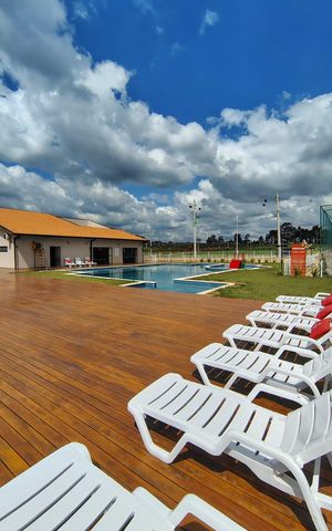 Casa de condomínio para alugar com 85m², 3 quartos e 2 vagas Casa de condomínio para alugar com 85m², 3 quartos e 2 vagasÁrea comum - Piscina