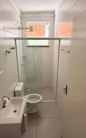 Casa para alugar com 266m², 2 quartos e 2 vagas Casa para alugar com 266m², 2 quartos e 2 vagasBanheiro da Suíte 1