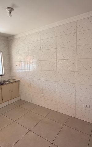 Casa para alugar com 266m², 2 quartos e 2 vagas Casa para alugar com 266m², 2 quartos e 2 vagasCozinha
