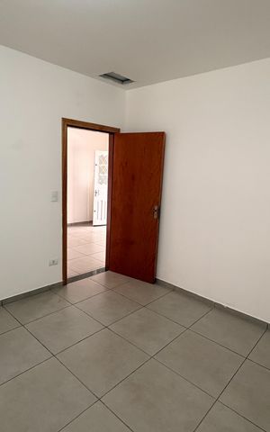Casa para alugar com 266m², 2 quartos e 2 vagas Casa para alugar com 266m², 2 quartos e 2 vagasSuíte 1