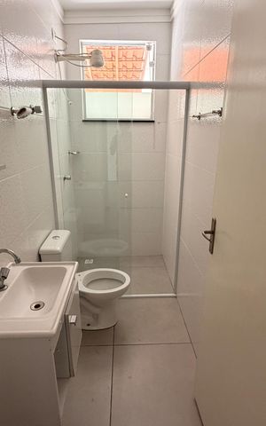 Casa para alugar com 266m², 2 quartos e 2 vagas Casa para alugar com 266m², 2 quartos e 2 vagasBanheiro da Suíte 1