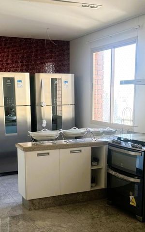 Apartamento para alugar com 315m², 4 quartos e 2 vagas Apartamento para alugar com 315m², 4 quartos e 2 vagasCozinha
