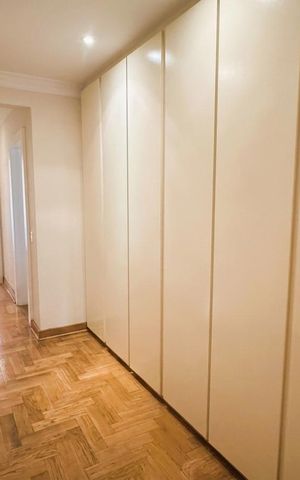 Apartamento para alugar com 315m², 4 quartos e 2 vagas Apartamento para alugar com 315m², 4 quartos e 2 vagasQuarto