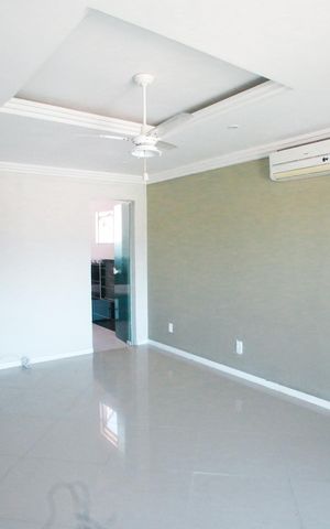 Casa à venda com 450m², 6 quartos e 3 vagasQuarto Suíte 1