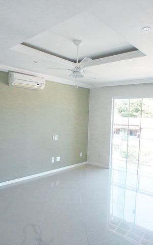 Casa à venda com 450m², 6 quartos e 3 vagasQuarto Suíte 1