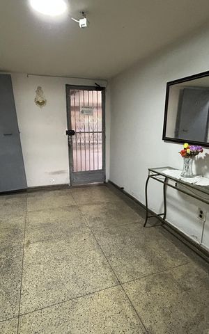 Apartamento para alugar com 70m², 2 quartos e 1 vagaHall de entrada