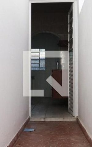 Casa à venda com 266m², 3 quartos e 3 vagas Casa à venda com 266m², 3 quartos e 3 vagasÁrea externa