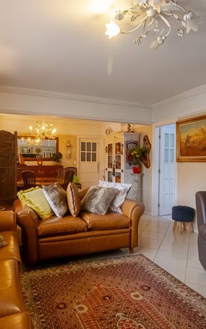 Apartamento para alugar com 120m², 3 quartos e 1 vagaSala
