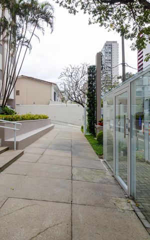 Apartamento para alugar com 120m², 3 quartos e 1 vagaÁrea comum 