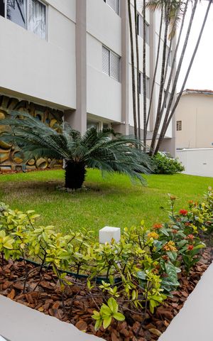 Apartamento para alugar com 120m², 3 quartos e 1 vagaÁrea comum - jardim