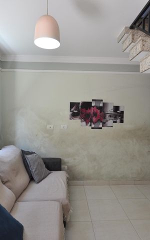 Casa de condomínio à venda com 60m², 3 quartos e 1 vagaSala