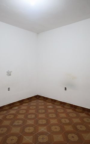 Casa para alugar com 110m², 2 quartos e 1 vagaQuarto 
