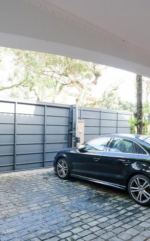 Casa à venda com 270m², 3 quartos e 4 vagasGaragem