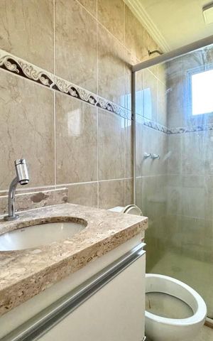 Apartamento para alugar com 47m², 2 quartos e 1 vaga Apartamento para alugar com 47m², 2 quartos e 1 vagaBanheiro