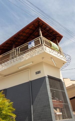 Casa para alugar com 300m², 3 quartos e 3 vagas Casa para alugar com 300m², 3 quartos e 3 vagasPlaquinha Instalada