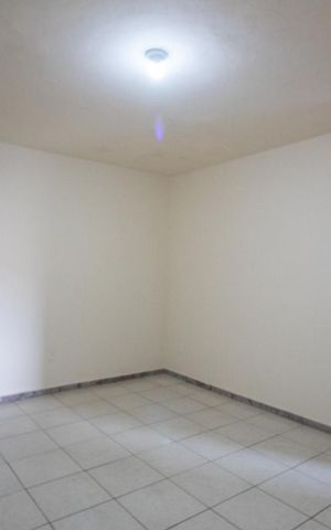 Casa para alugar com 300m², 3 quartos e 3 vagas Casa para alugar com 300m², 3 quartos e 3 vagasQuarto 1