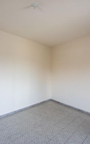 Casa para alugar com 300m², 3 quartos e 3 vagas Casa para alugar com 300m², 3 quartos e 3 vagasQuarto 2