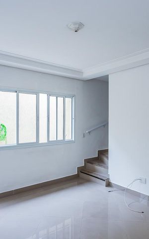 Casa para alugar com 100m², 2 quartos e 1 vaga Casa para alugar com 100m², 2 quartos e 1 vagaSala