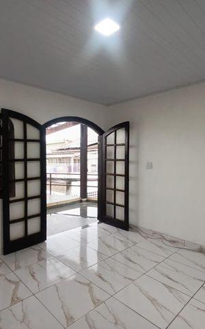 Casa para alugar com 90m², 2 quartos e sem vaga Casa para alugar com 90m², 2 quartos e sem vagaSala