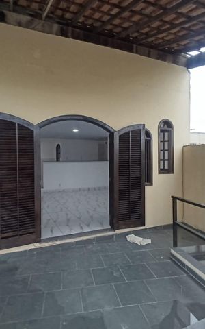 Casa para alugar com 90m², 2 quartos e sem vaga Casa para alugar com 90m², 2 quartos e sem vagaSala-Varanda