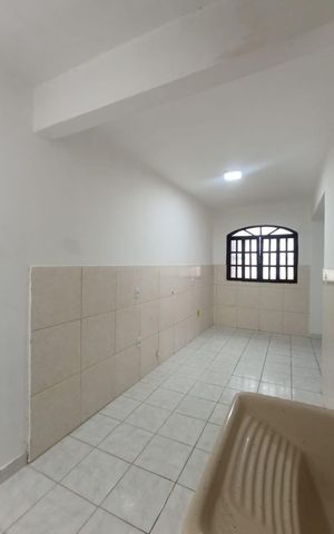 Casa para alugar com 90m², 2 quartos e sem vaga Casa para alugar com 90m², 2 quartos e sem vagaCozinha e Área de Serviço