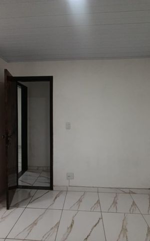 Casa para alugar com 90m², 2 quartos e sem vaga Casa para alugar com 90m², 2 quartos e sem vagaQuarto 1
