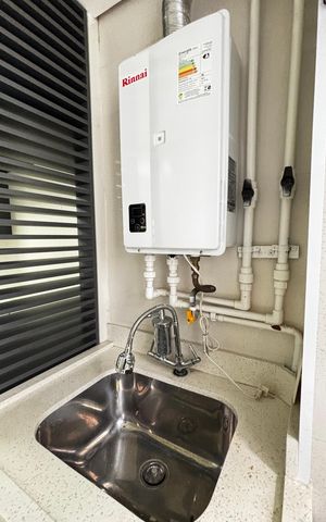 Apartamento para alugar com 64m², 2 quartos e 1 vaga Apartamento para alugar com 64m², 2 quartos e 1 vagaCozinha e Área de Serviço