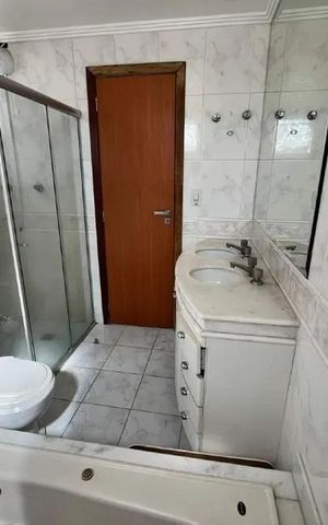 Apartamento para alugar com 120m², 4 quartos e 2 vagas Apartamento para alugar com 120m², 4 quartos e 2 vagasBanheiro