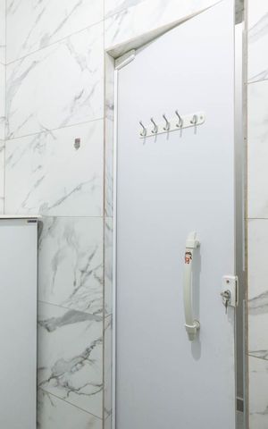 Apartamento à venda com 100m², 2 quartos e sem vagaBanheiro