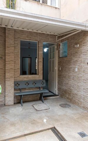 Apartamento à venda com 100m², 2 quartos e sem vagaVaranda