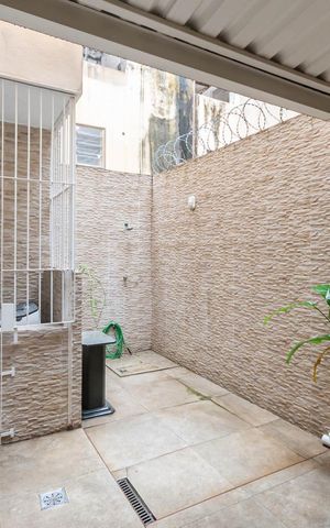 Apartamento à venda com 100m², 2 quartos e sem vagaVaranda