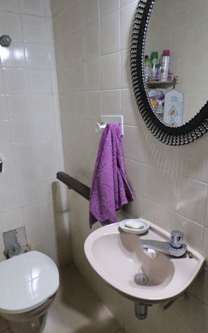 Casa à venda com 139m², 2 quartos e 2 vagasLavabo