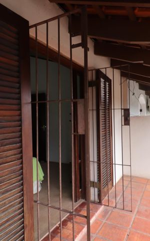 Casa à venda com 139m², 2 quartos e 2 vagasQuarto 1 - Varanda