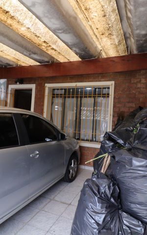 Casa à venda com 139m², 2 quartos e 2 vagasGaragem