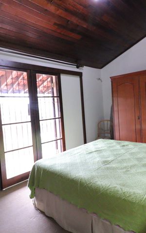 Casa à venda com 139m², 2 quartos e 2 vagasQuarto 1