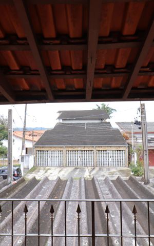Casa à venda com 139m², 2 quartos e 2 vagasQuarto 1 - Varanda Vista