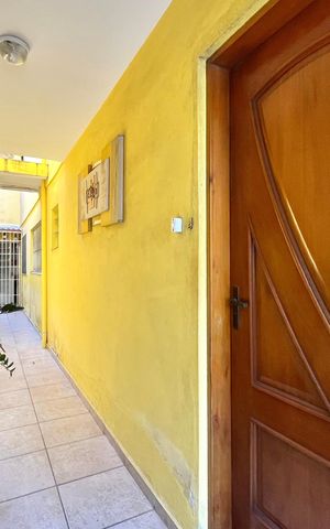 Casa à venda com 310m², 5 quartos e 3 vagas Casa à venda com 310m², 5 quartos e 3 vagasCasa 03